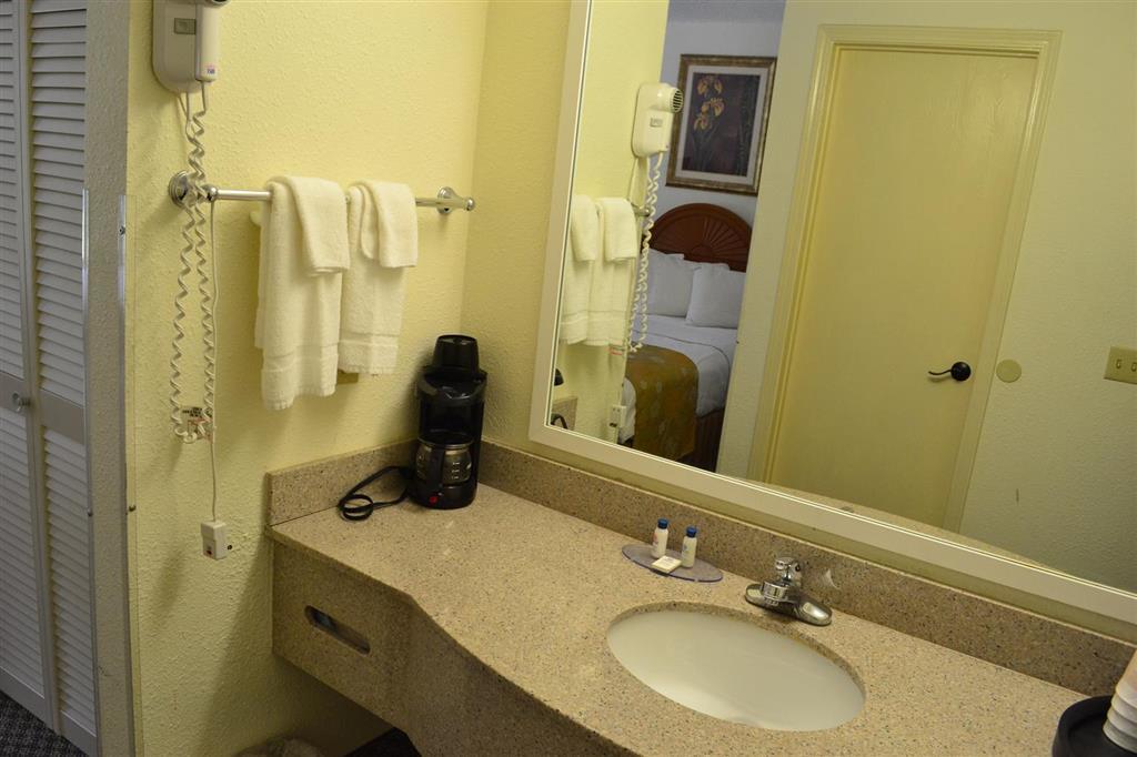 Jameson Inn & Suites Боулинг Грийн Стая снимка