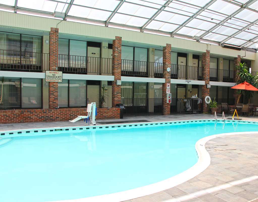 Jameson Inn & Suites Боулинг Грийн Съоръжения снимка