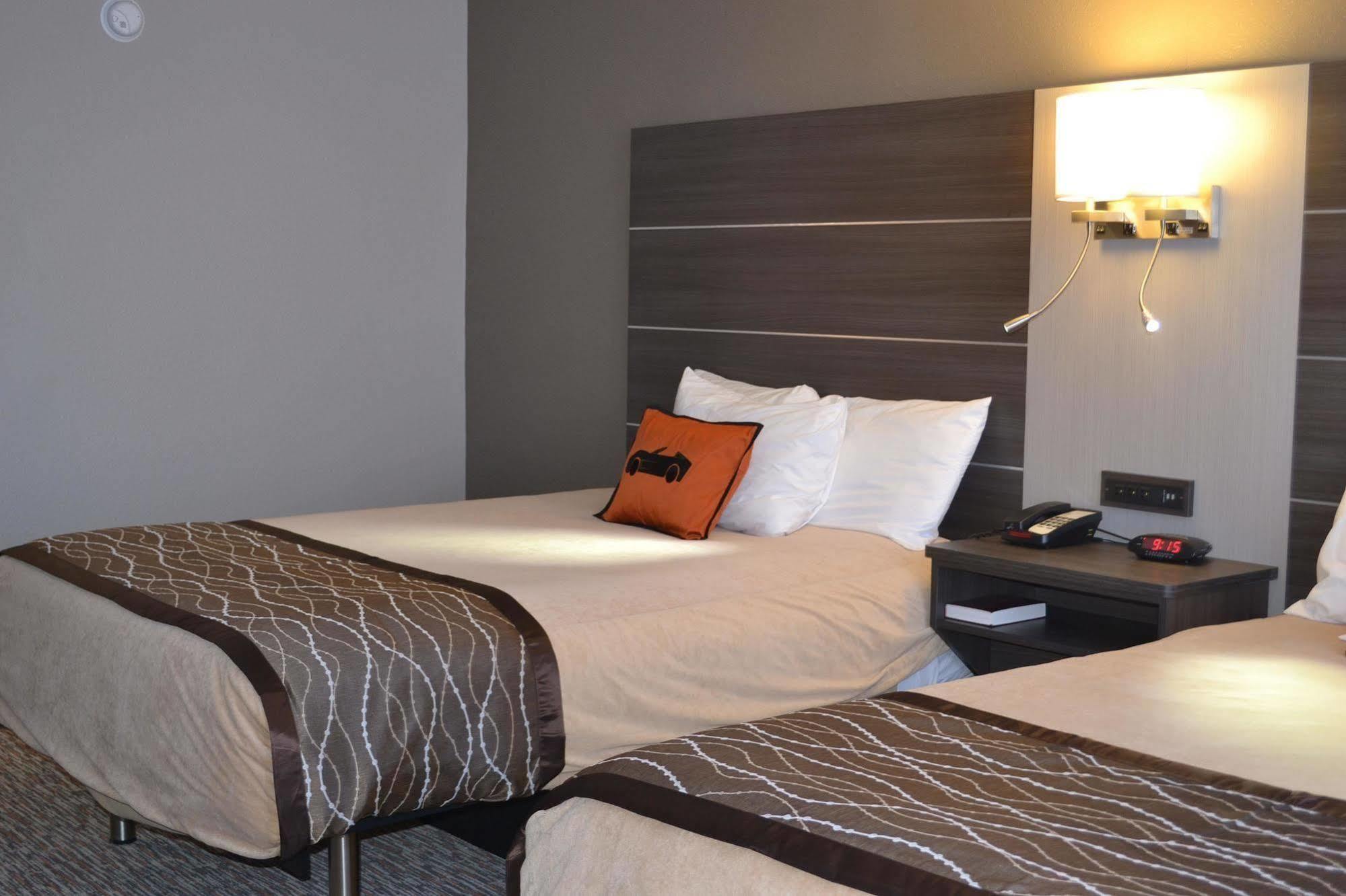 Jameson Inn & Suites Боулинг Грийн Екстериор снимка